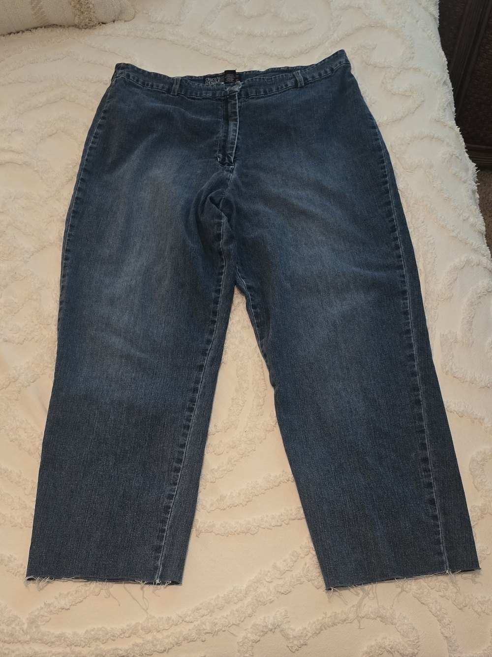 Chico's Denim, Back Pockets, NOT HEMMED, size 14 (Chico's Size 3), Bin 31